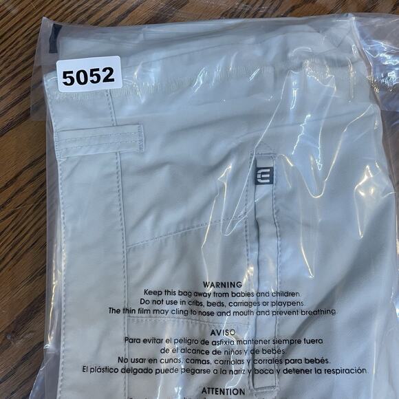 Travis Mathew Shorts Mens 38 Gray Golf Chino Casual Performance Stretch Outdoor - Picture 9 of 9